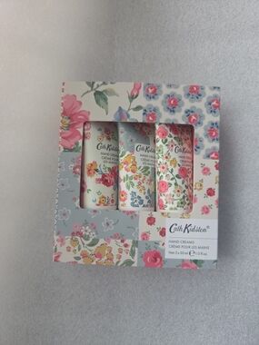Cath Kidston Honesuckle And Cornflower Floral Hand Cream Gift Set